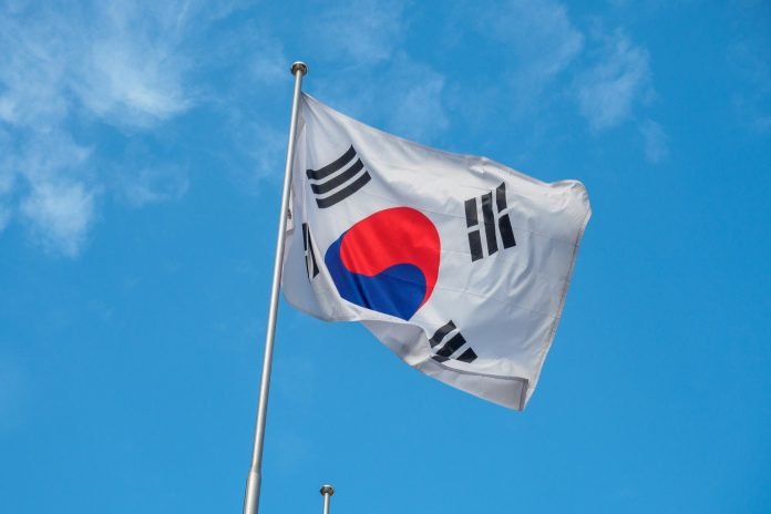 Korean-Lawyers-Urge-Government-to-Draw-Up-Blockchain-Rules.jpg