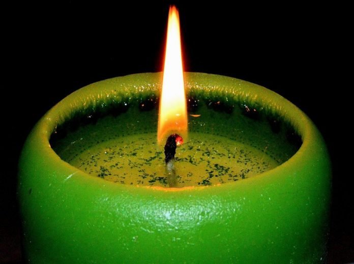 candle-1897534_1280.jpg